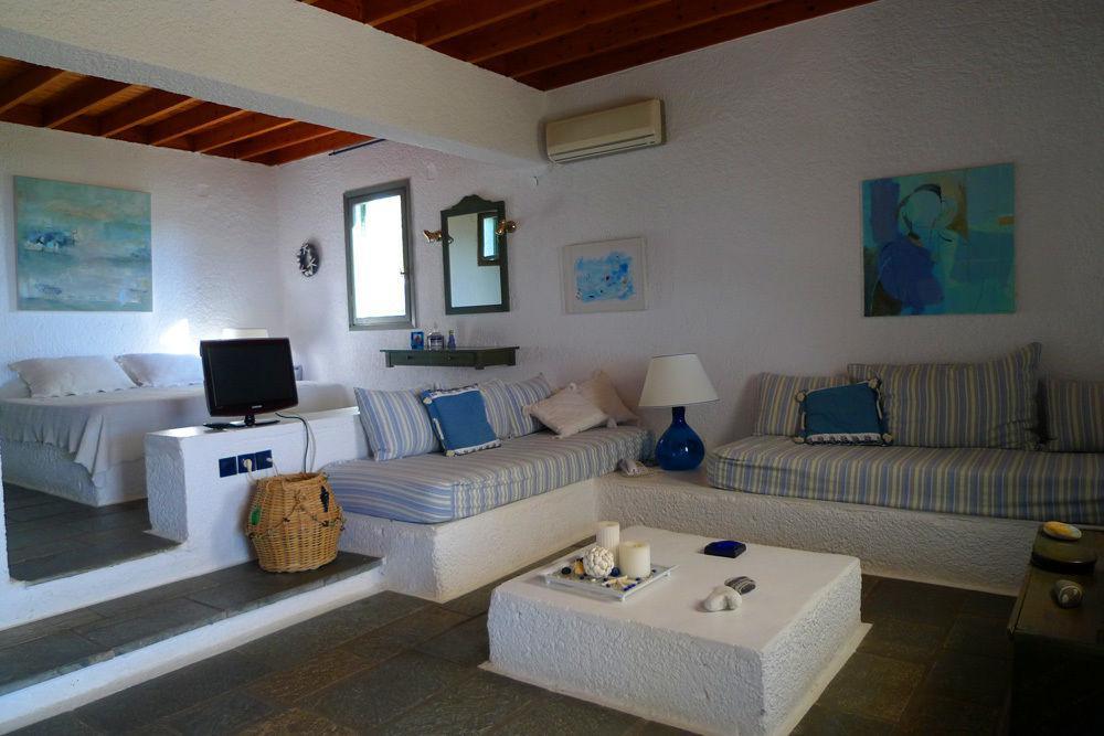 Niriides Villas Selinitsa ภายนอก รูปภาพ