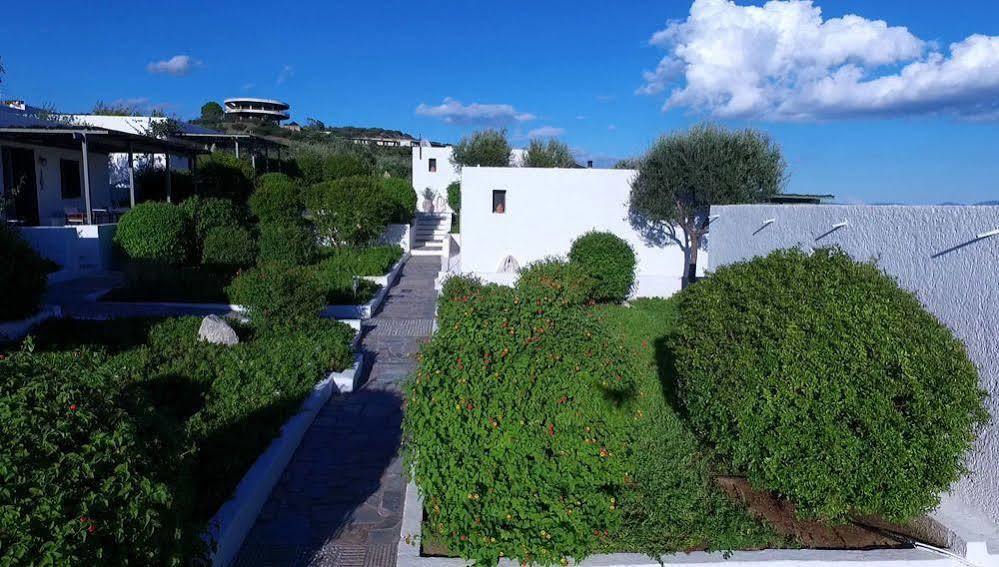 Niriides Villas Selinitsa ภายนอก รูปภาพ